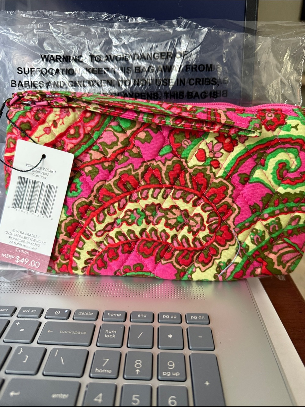 Vera Bradley Pink Green Paisley Quilted Cosmetic Wristlet